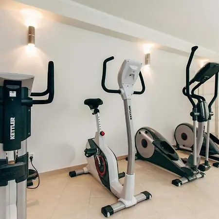 Feskerhues, Nina Westerland