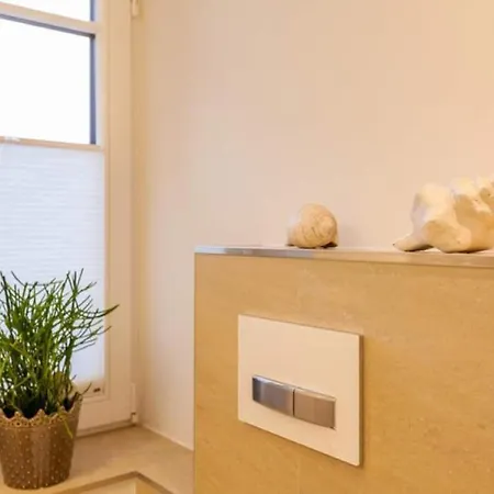 Feskerhues, Nina * Westerland